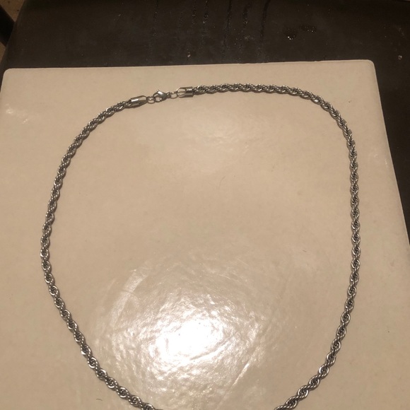 2 white gold plated rope chains - Picture 5 of 8